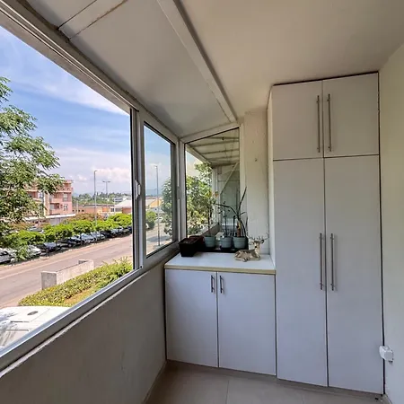 Apartmán Modern Free Parking , Near Center, Shopping Center Big, Clinical Center Of Montenegro And Quarter Podgorica