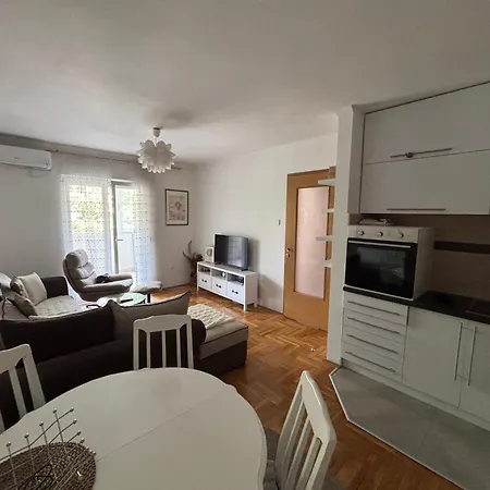 Modern Free Parking , Near Center, Shopping Center Big, Clinical Center Of Montenegro And Quarter Apartmán *
